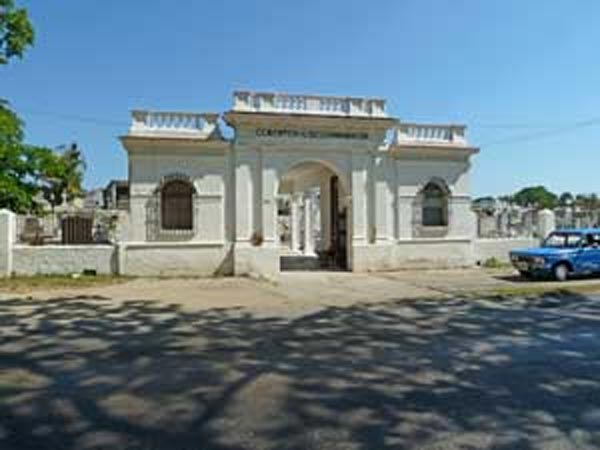 CUBA: Macabra historia sobre venta de aceite recorre La Habana. Por Edelberto García. web/folder.asp?folderID=136