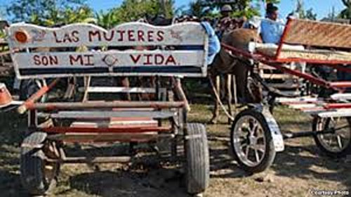 "La cultura nortea llega a Cuba". Por E. A. Gonzlez. cubademocraciayvida.org web/folder.asp?folderID=136 