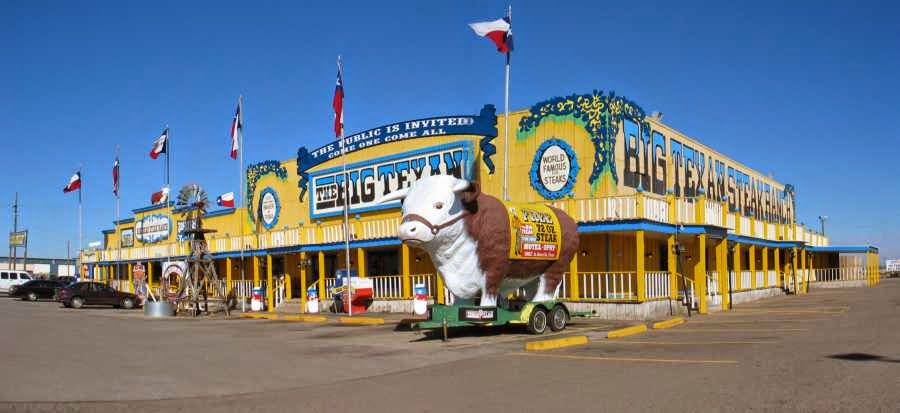 CUBA: "El gran bistec". Por E. A. González. http://www.cubademocraciayvida.org/web/folder.asp?folderID=136