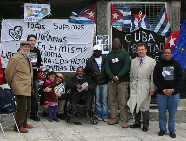 Declaración del MPC: "Los últimos acontecimientos ocurridos en nuestra Cuba a partir del asesinato de Orlando Zapata Tamayo, donde la represión y el fomento del odio entre cubanos han sido, una vez más, la reiterada respuesta de la Dictadura cubana".