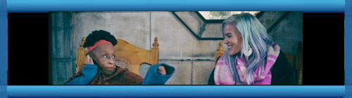 CUBA: Joss Stone canta a do con Omara Portuondo en un portal habanero. Cantan "20 aos", de Mara Teresa Vera. (JOSS STONE). (VIDEO). cubademocraciayvida.org  web/folder.asp?folderID=136      