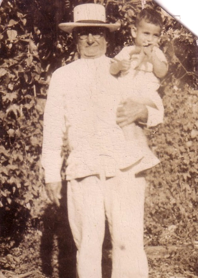 Mi abuelo don Claudio Valds Yera. Por Flix Jos Hernndez. cubademocraciayvida.org   web/folder.asp?folderID=136  